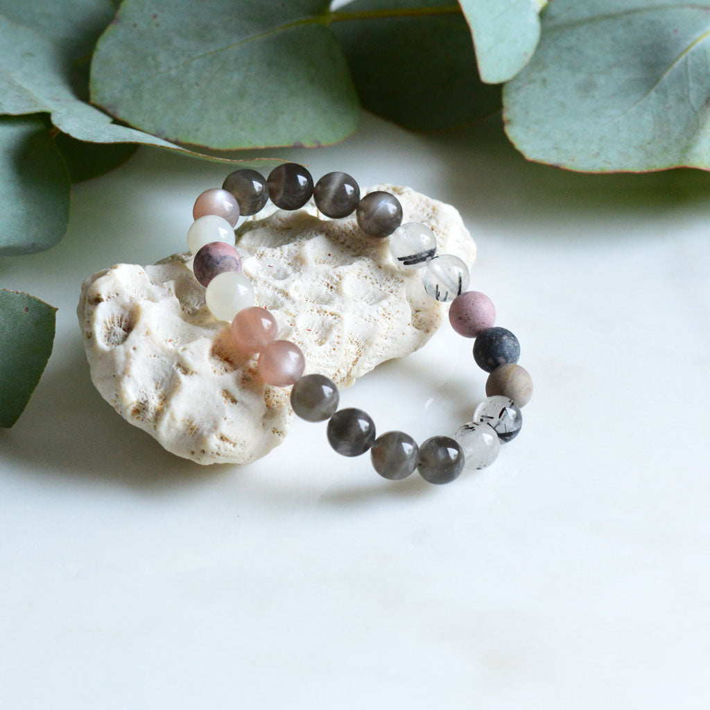 Strong girl Armband